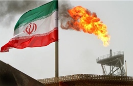 Iran bắt đầu xuất khẩu dầu thô sang châu Âu